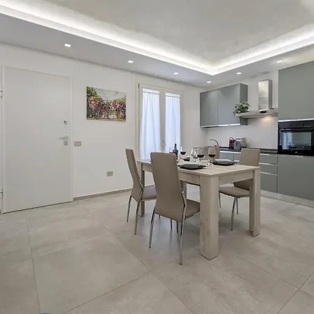 Minimal Centro Wifi Clima By Wehostyou *