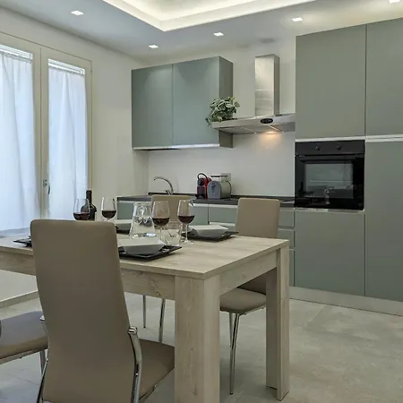 Minimal Centro Wifi Clima By Wehostyou Apartamento Porto San Giorgio