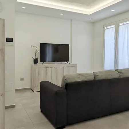 Minimal Centro Wifi Clima By Wehostyou Apartamento Porto San Giorgio